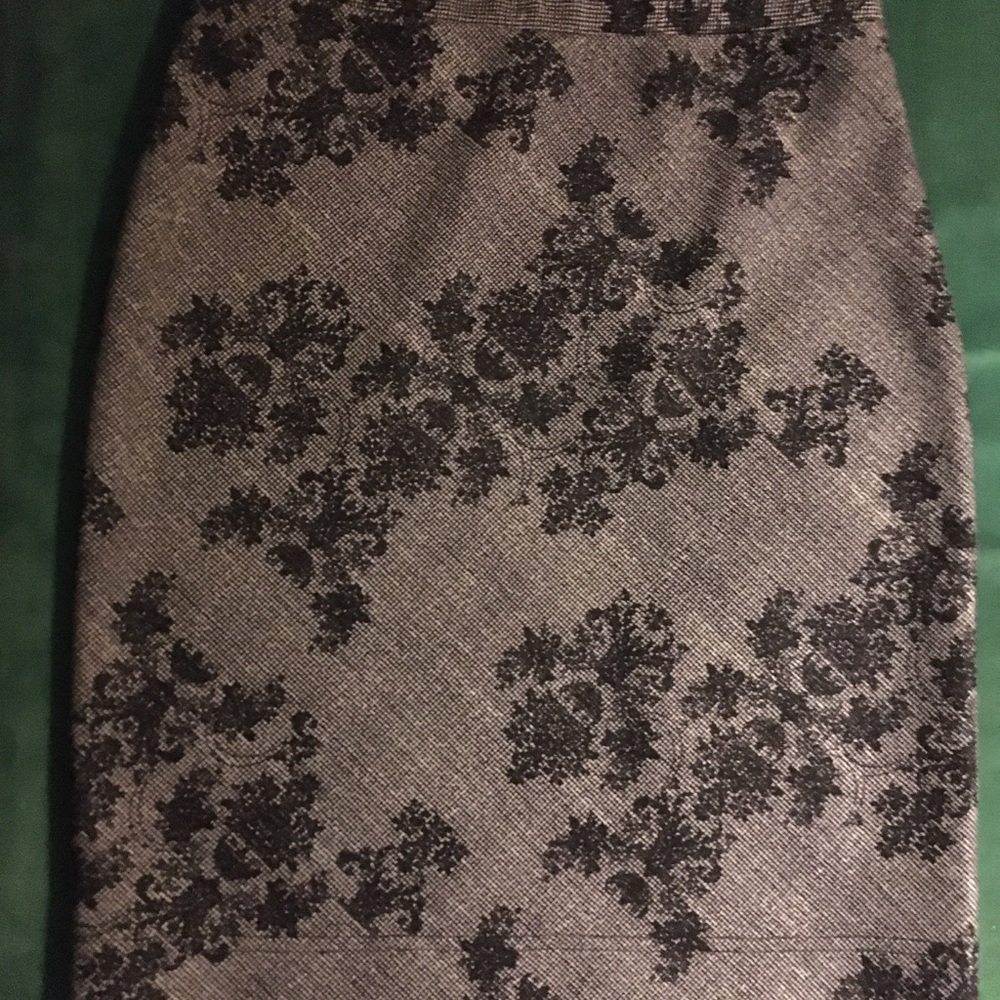 Nice skirt Quebec designer